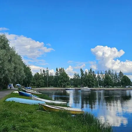 Aarneenkallio & Free Parking Apartament