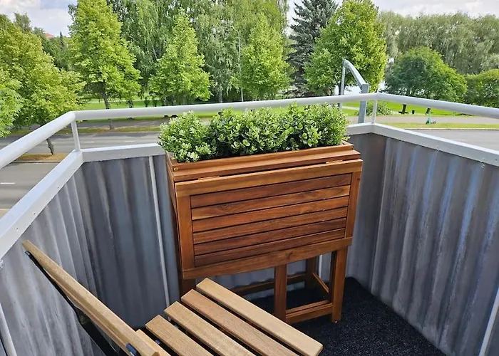 Daire Aarneenkallio & Free Parking *